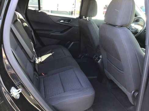 Used 2025 Chevrolet Equinox LT image 7