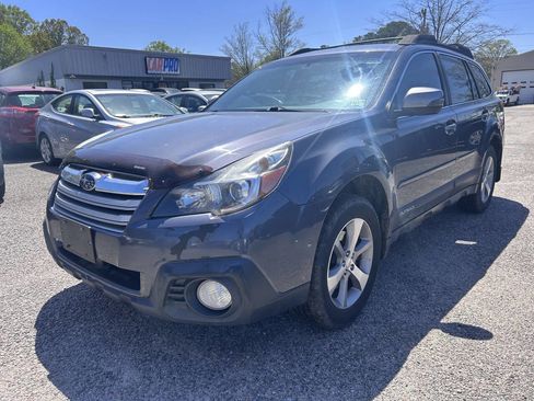 Used 2014 Subaru Outback 3.6R Limited image 5