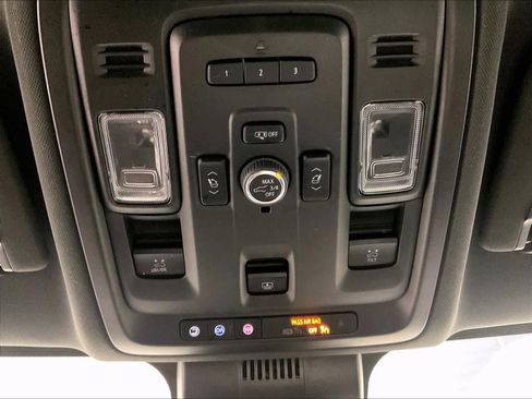 Used 2023 Chevrolet Tahoe Z71 w/ Luxury Package image 27