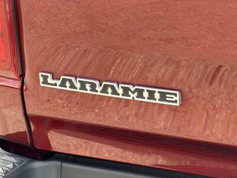 Used 2023 RAM 1500 Laramie AWD/4WD image 31