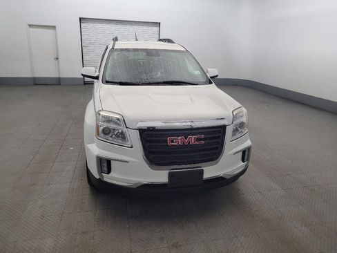 Used 2017 GMC Terrain SLE FWD image 14