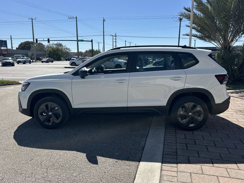 New 2026 Volkswagen Taos S FWD image 9