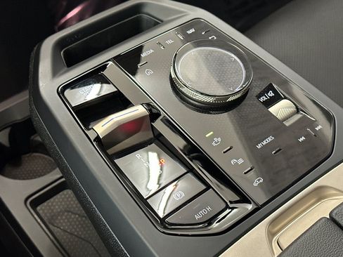 Used 2024 BMW iX M60 AWD/4WD image 17