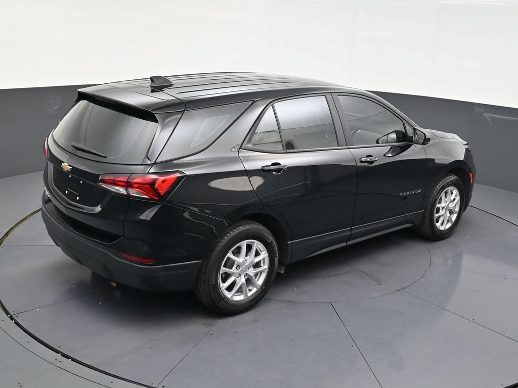 Used 2024 Chevrolet Equinox LS FWD image 13