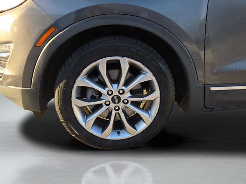 Used 2019 Lincoln MKC Select w/ Select Plus Package image 10