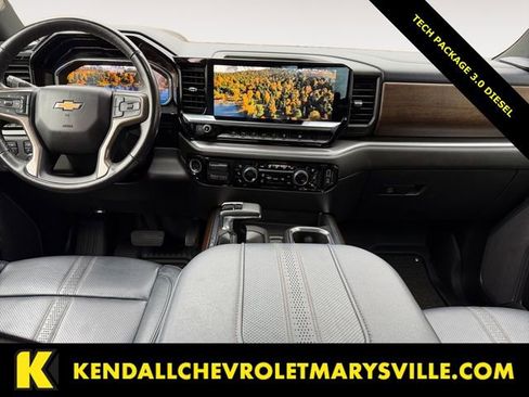 Used 2023 Chevrolet Silverado 1500 High Country w/ Technology Package image 10