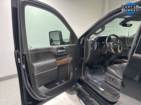 Used 2021 Chevrolet Silverado 2500 High Country w/ Z71 Off-Road Package image 10