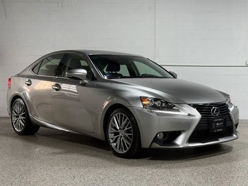 Used 2014 Lexus IS 250 AWD image 4