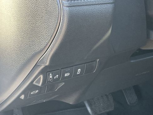 New 2026 Toyota Corolla Cross XLE image 12