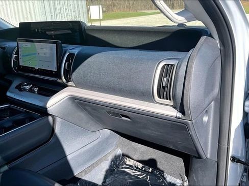 Used 2025 Ford Expedition Max Active image 16