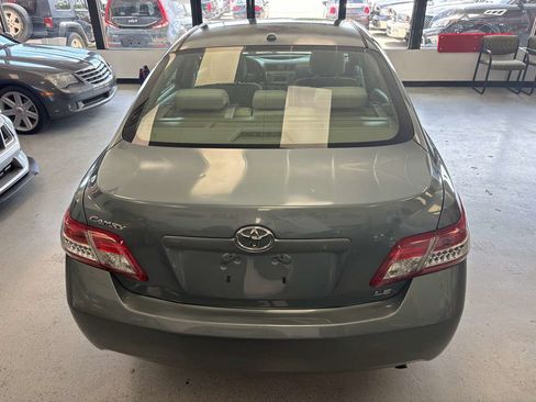 Used 2010 Toyota Camry LE w/ Fleet Convenience Pkg FWD image 7