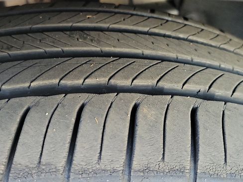 Certified 2023 Genesis GV70 2.5T w/ Sport Prestige Package image 26