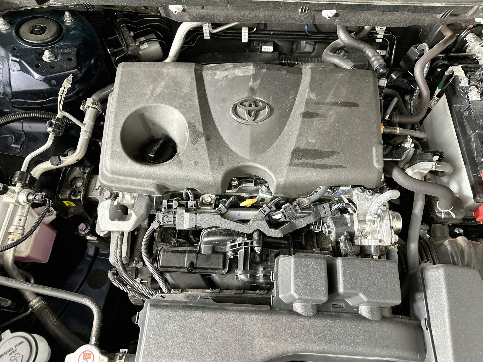 Used 2025 Toyota RAV4 XLE FWD image 31