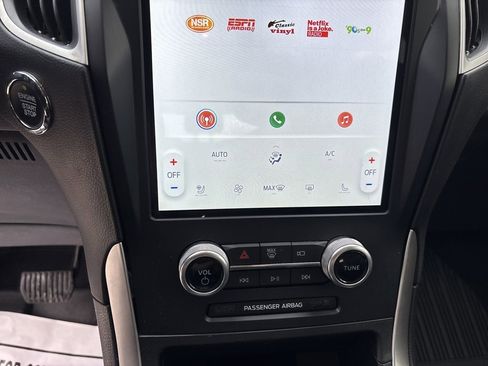 Used 2022 Ford Edge SEL w/ Convenience Package image 19