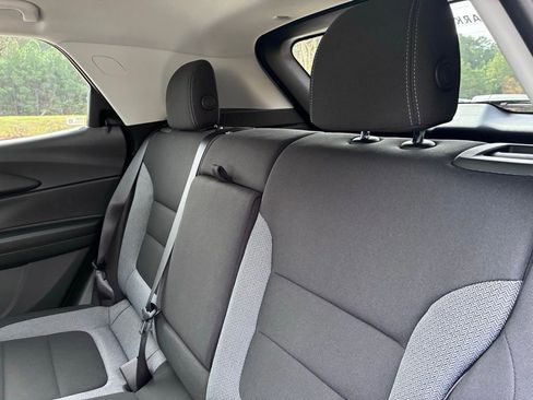 New 2026 Chevrolet TrailBlazer LT w/ Convenience Package FWD image 14