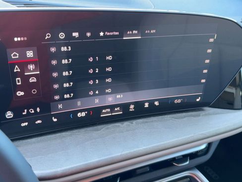 New 2025 Audi Q5 Premium image 23