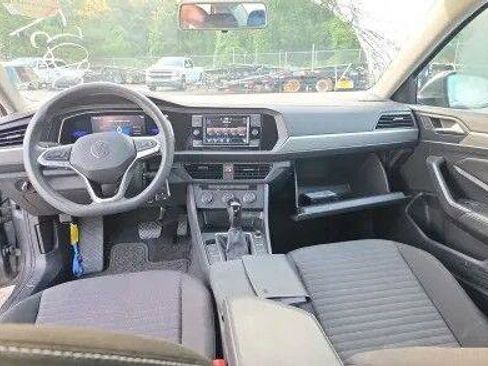 Used 2022 Volkswagen Jetta S FWD image 5