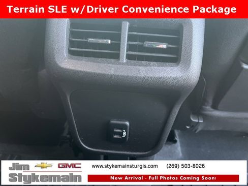 Used 2018 GMC Terrain SLE w/ Driver Convenience Package image 12