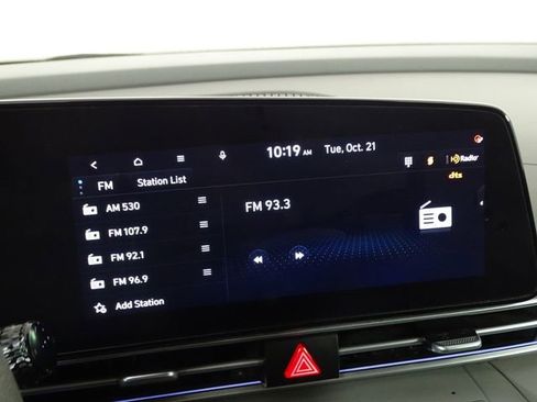 Used 2024 Hyundai Elantra SEL image 35