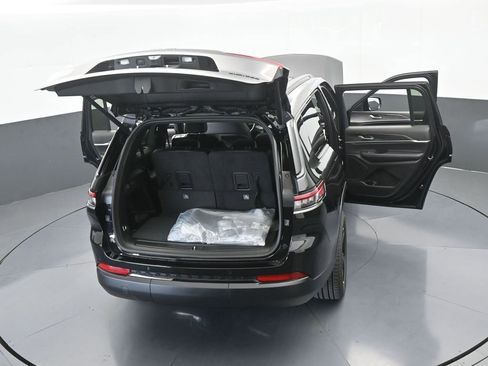 New 2025 Jeep Grand Cherokee L Limited w/ Black Appearance Package image 67