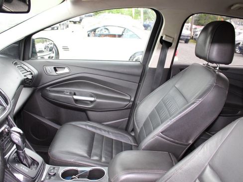 Used 2015 Ford Escape Titanium AWD/4WD image 14