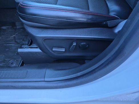 Certified 2025 Ford Escape ST-Line w/ Tech Pack #1 image 13