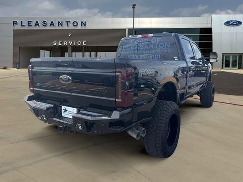 Used 2025 Ford F250 Lariat w/ Lariat Ultimate Package AWD/4WD image 5