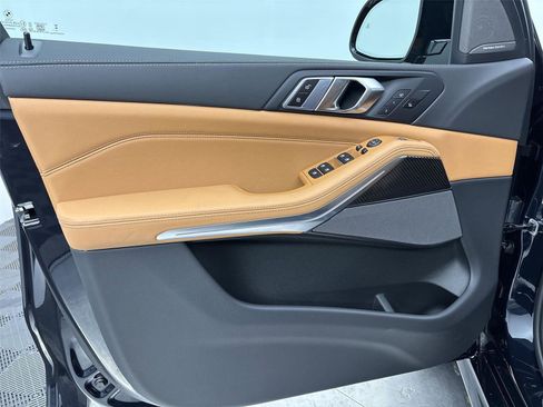 New 2026 BMW X5 M60i image 26