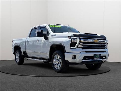 Certified 2024 Chevrolet Silverado 2500 High Country w/ Technology Package AWD/4WD image 5