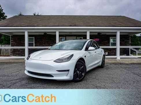 Used 2022 Tesla Model 3 RWD image 1