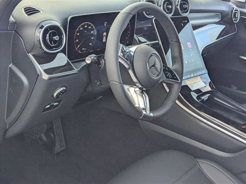 New 2026 Mercedes-Benz GLC 300 4MATIC image 3