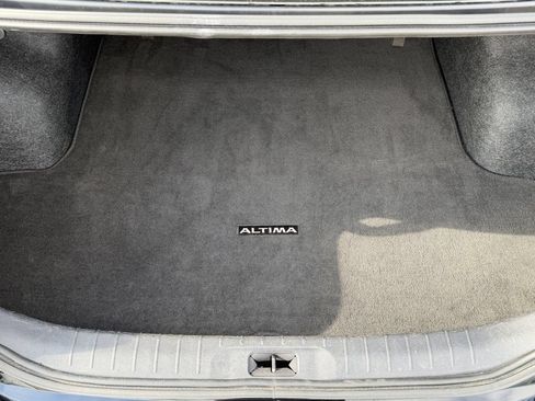 Used 2025 Nissan Altima 2.5 SV FWD image 29