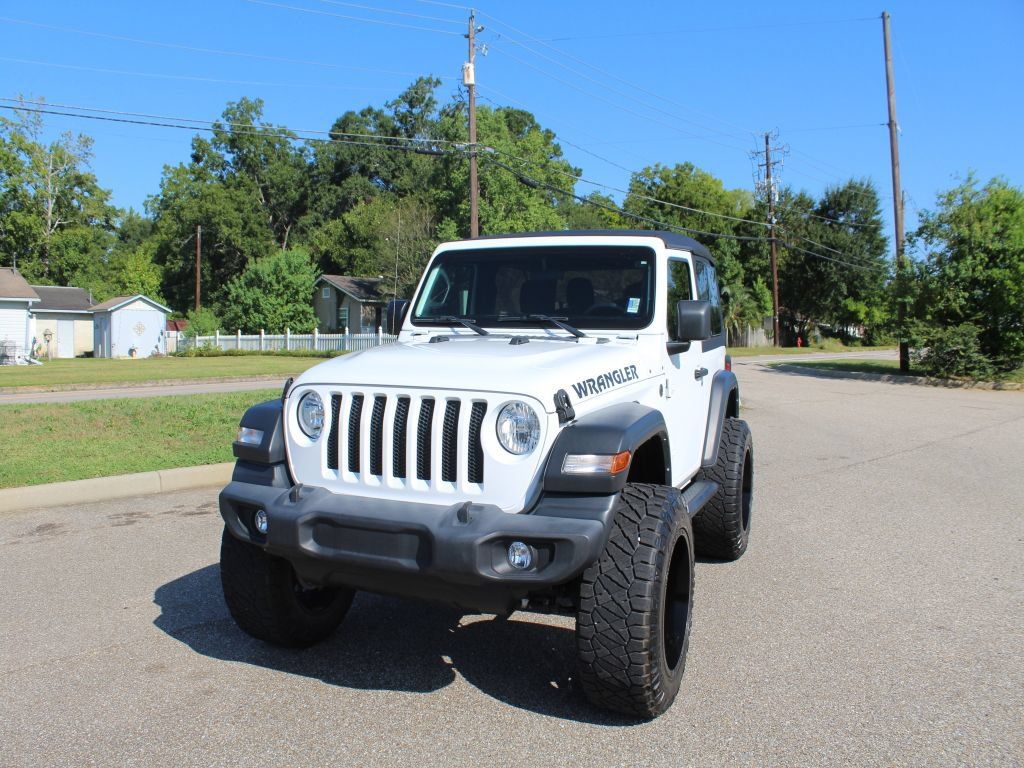 Used 2022 Jeep Wrangler Sport AWD/4WD image 4