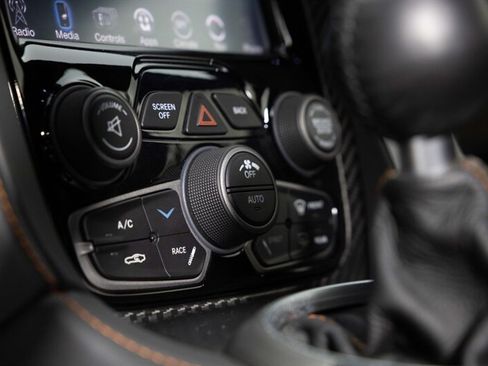 Used 2014 SRT Viper GTS RWD image 27