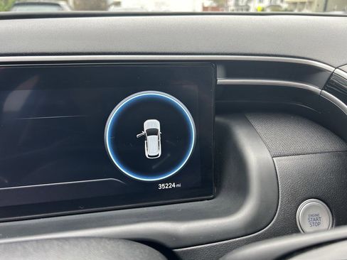 Used 2023 Hyundai Tucson Limited AWD/4WD image 12