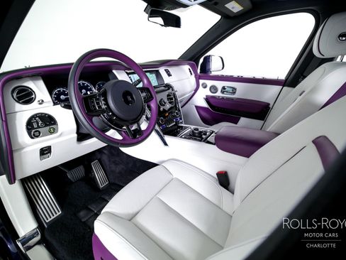 Used 2023 Rolls-Royce Cullinan image 4