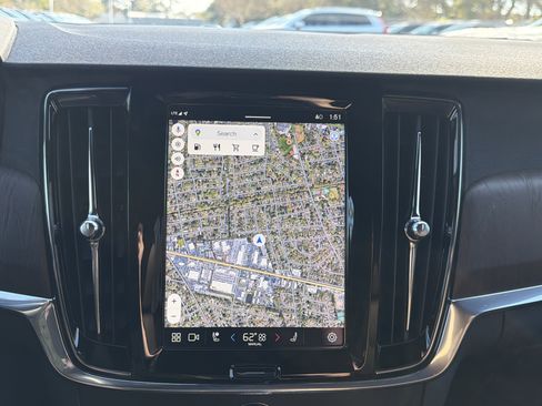 Certified 2022 Volvo V90 B6 Cross Country image 24