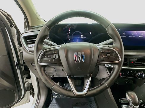 Used 2024 Buick Encore GX Preferred FWD image 11