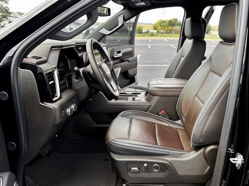 Used 2024 GMC Sierra 2500 Denali image 3