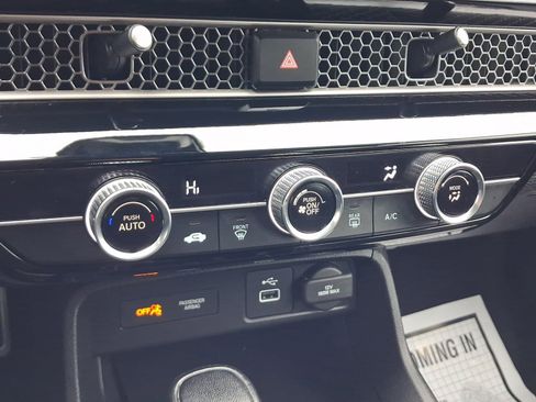 Used 2022 Honda Civic Sport image 16