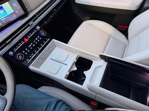 Used 2025 Hyundai Santa Fe Calligraphy image 23