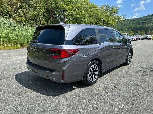 Used 2025 Honda Odyssey EX-L image 5