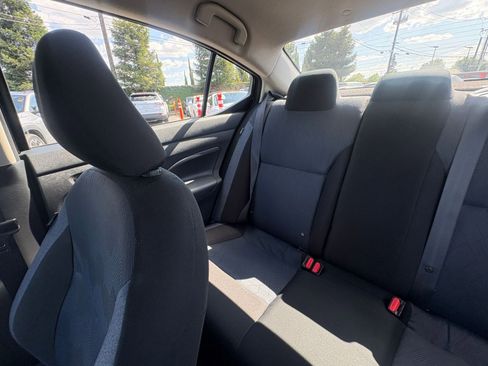 Used 2025 Nissan Versa SV FWD image 37