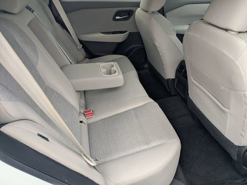 Certified 2023 Nissan Rogue SV FWD image 14