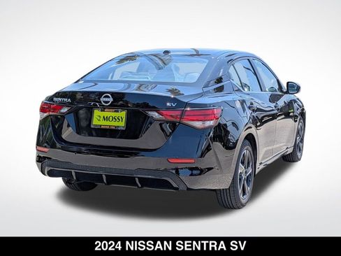 Used 2024 Nissan Sentra SV FWD image 8