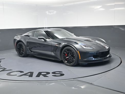 Used 2019 Chevrolet Corvette Z06 image 11