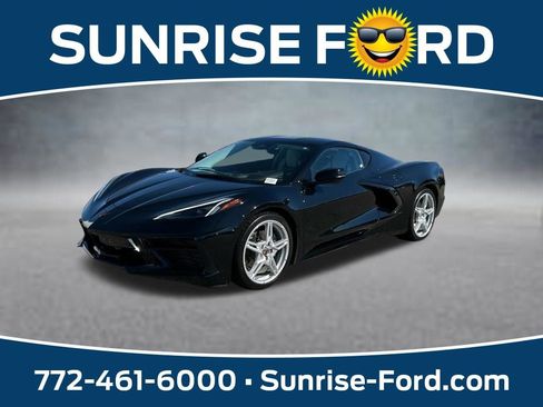 Used 2025 Chevrolet Corvette Stingray Premium Cpe w/ 3LT RWD image 1