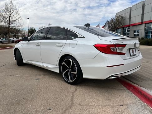 Used 2022 Honda Accord Sport image 8
