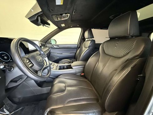 Used 2023 Hyundai Palisade Calligraphy AWD/4WD image 2