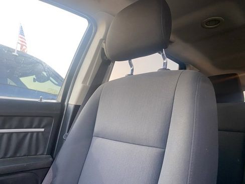 Used 2010 Dodge Journey SXT w/ Flexible Seating Group image 21